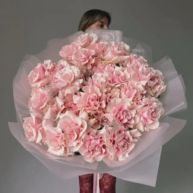 Букет из 35 французских роз "PINK MONDIAL"