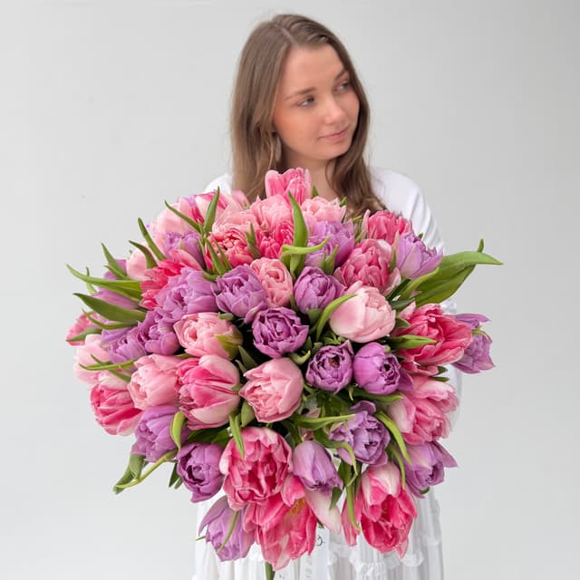 Букет из 51 пионовидного тюльпана микс "FOREVER LOVE"