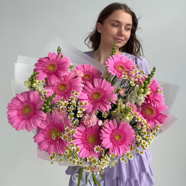 Букет с герберами и ромашками "PINK SPRITZ"