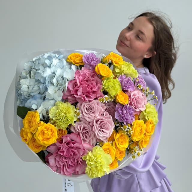 Дофаминовый букет с гортензией "COLOR CRUSH"