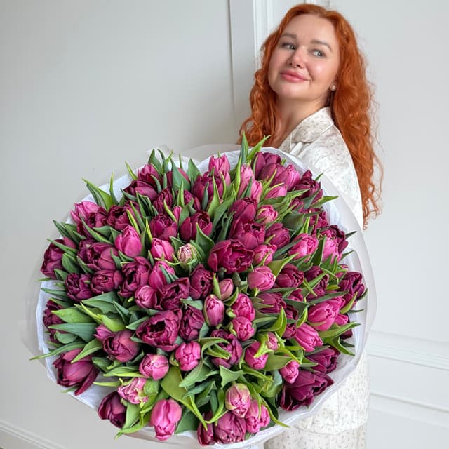 Букет из 101 пионовидного тюльпана микс "AMETHYST VEIL"