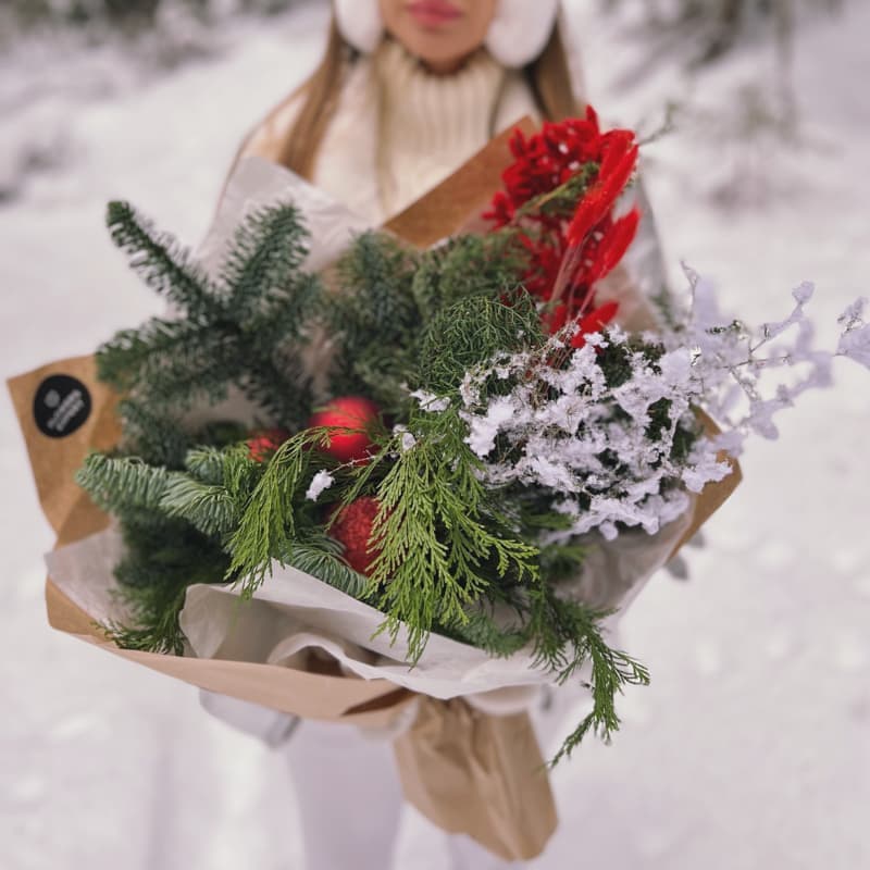 Новогодний хвойный букет "RED" — Фото 4