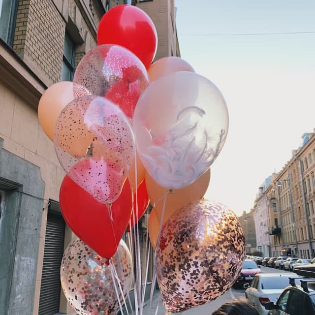 Набор из 15 шариков в красной гамме "RED BALOONS"