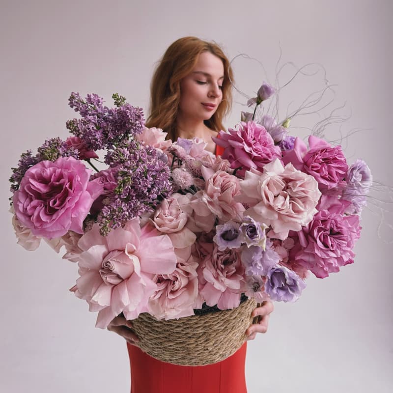 Корзина с весенними цветами "PINK SPRING" — Фото 3