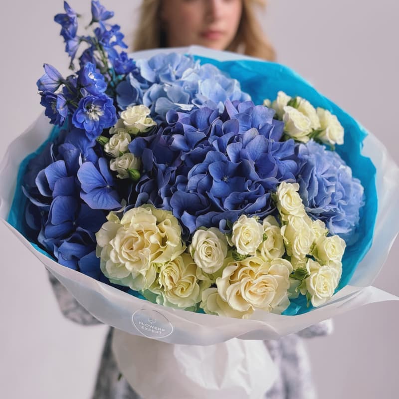 Букет с гортензиями и дельфиниумом "AZUL" — Фото 3