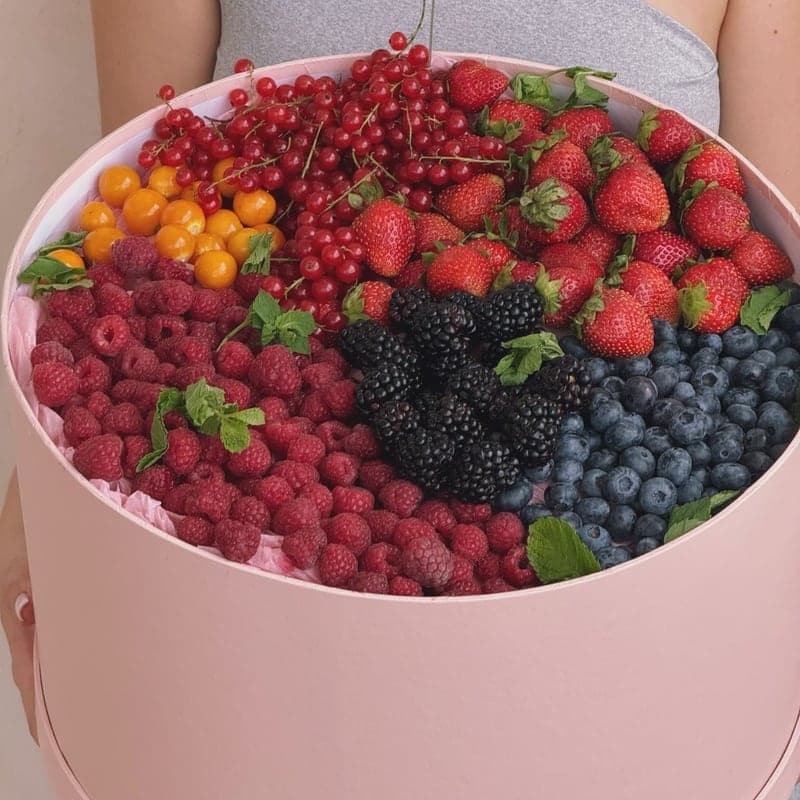 Большая коробка с ягодами "BERRY BLISS" — Фото 3