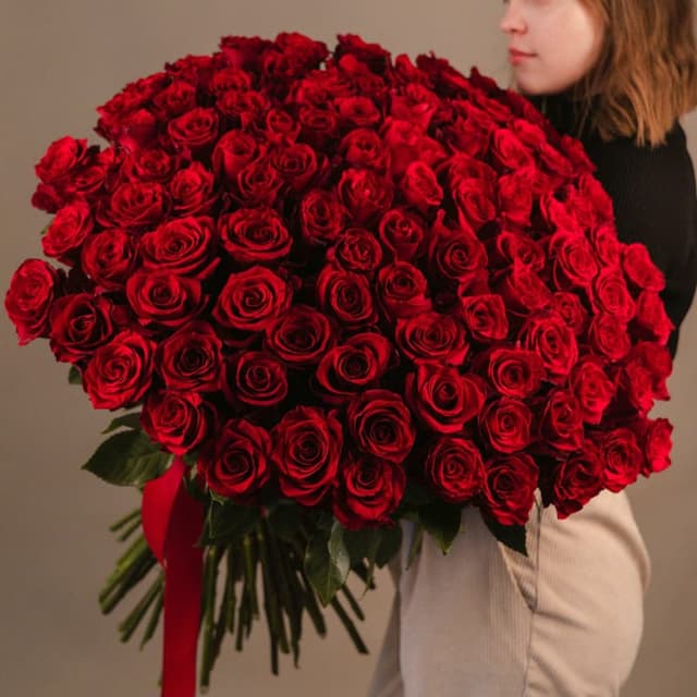 Букет из 101 красной розы 70 см "ROSES 38"