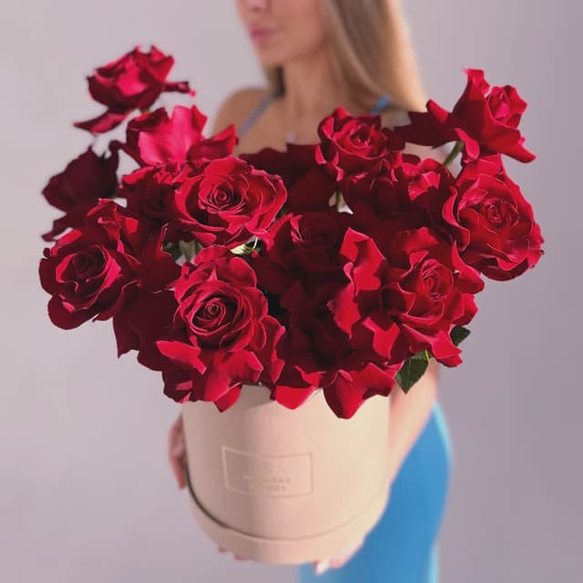 Коробка из 15 французских роз "FREEDOM"