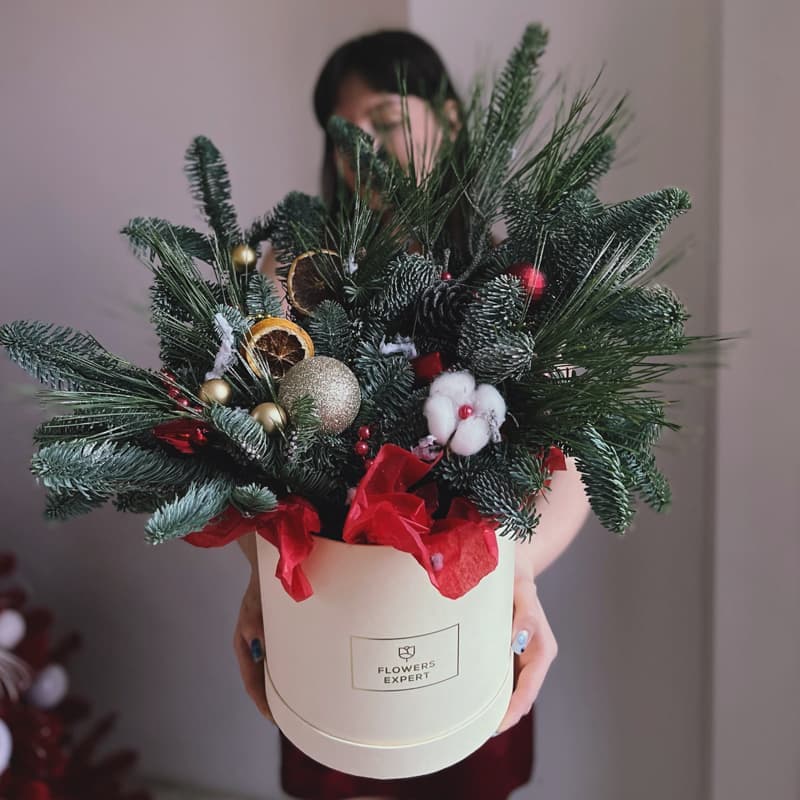 Открыть фото крупно Новогодняя композиция в коробке "ELF MADE" — Фото 4