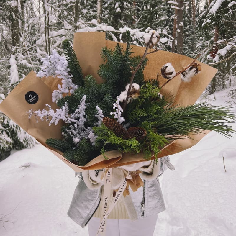 Открыть фото крупно Новогодний хвойный букет с хлопком "FIR-CONE"