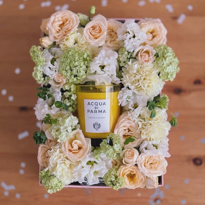 Открыть фото крупно Коробочка с цветами и свечой ACQUA DI PARMA "ITALIAN BLOOM" — Фото 5