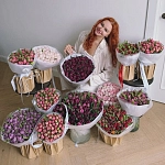 Сет из 12 букетов с пионовидными тюльпанами "ICONIC SPRING"