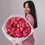 Букет из 19 пионов "CORAL CHARM"