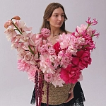 Композиция в кашпо c орхидеей и амарантом "ORCHID WHISPER"