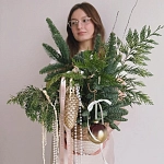 Новогодняя композиция в кашпо "WINTER GLOW"