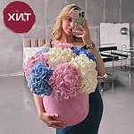 Бархатная коробка с 9 гортензиями "FRESH SUMMER"
