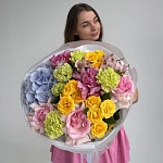 Дофаминовый букет с гортензией "COLOR THERAPY"
