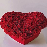 Сердце из 151 красной розы "HEART 30"