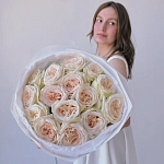 Букет из 15 пионовидных роз "OHARA WHITE"