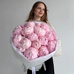 Букет из 15 пионов "PILLOW TALK"