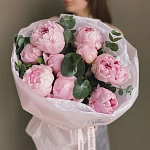 Букет из 9 пионов с эвкалиптом "PINK PLOMBIR"