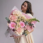 Букет с герберами и ромашками "SPRING APPLE"